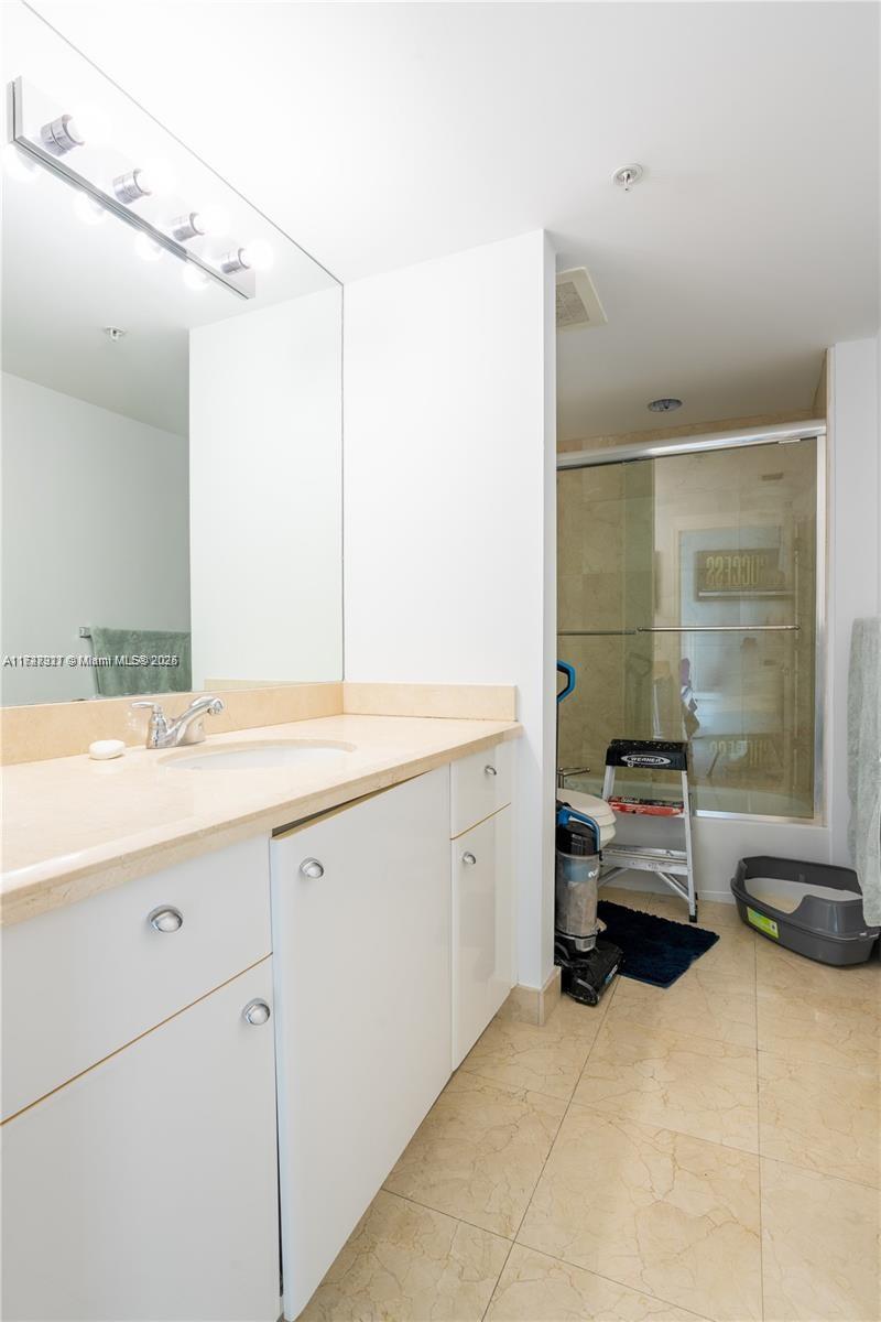 19400 Turnberry Way #2032, Aventura, Florida image 18