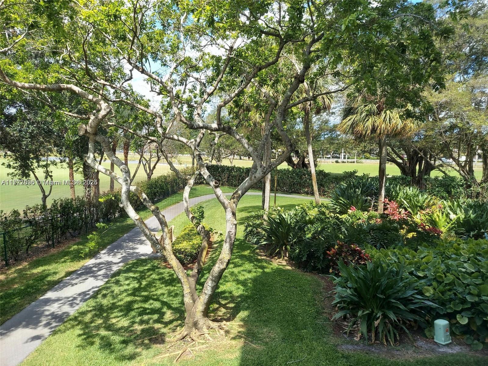 1400 Saint Charles Pl #309, Pembroke Pines, Florida image 24