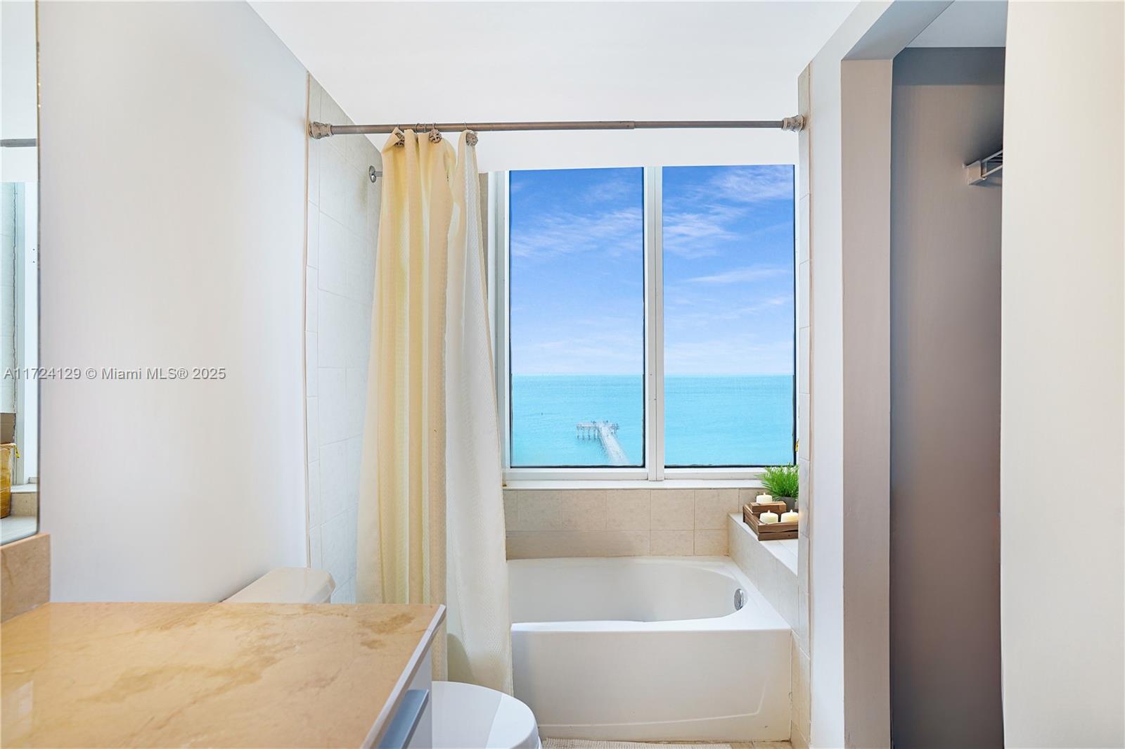 16699 Collins Ave #1002, Sunny Isles Beach, Florida image 3