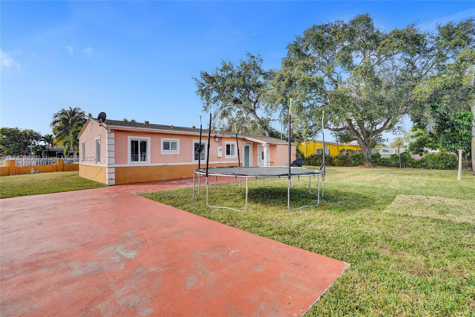 16001 NW 28th Pl, Miami Gardens, Florida image 10