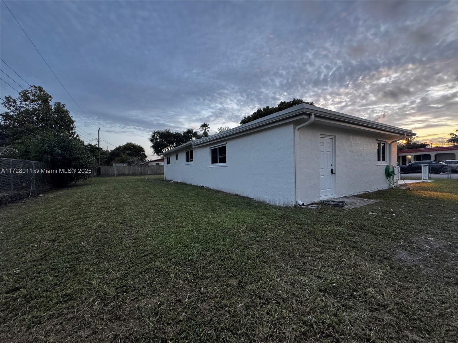 1911 SW 97th Ave, Miramar, Florida image 5