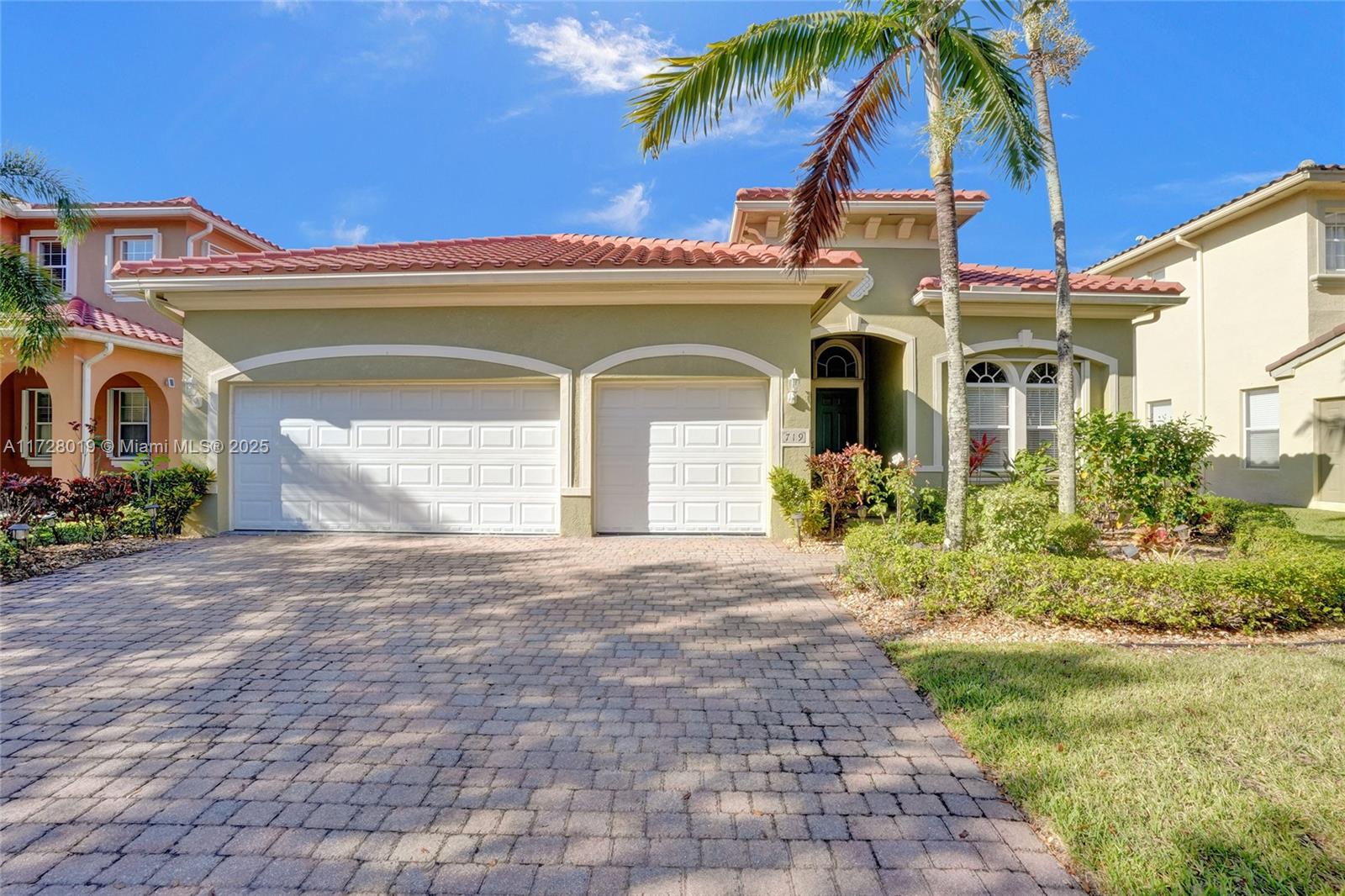 719 Cresta Cir, West Palm Beach, Florida image 1