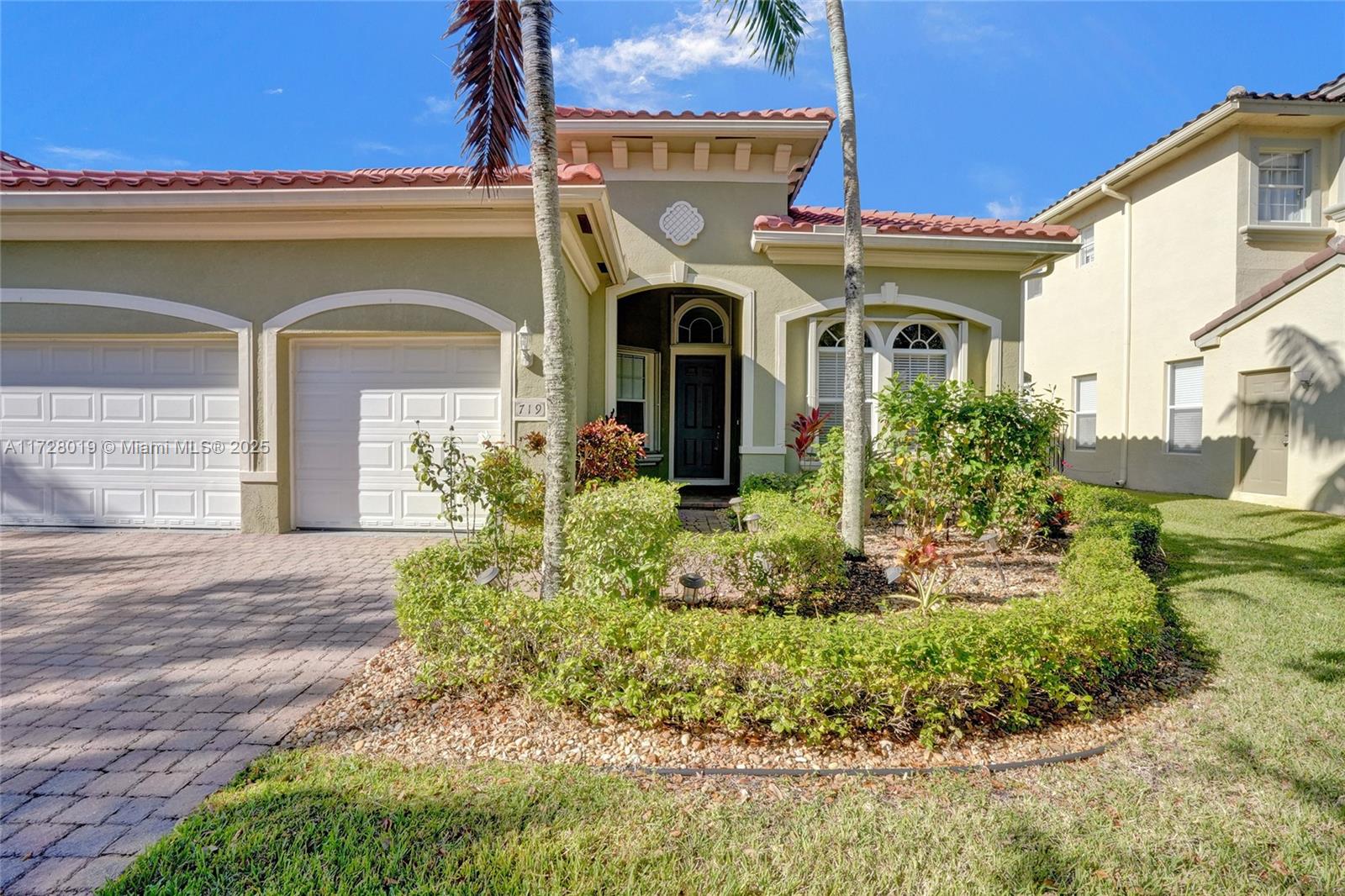 719 Cresta Cir, West Palm Beach, Florida image 3