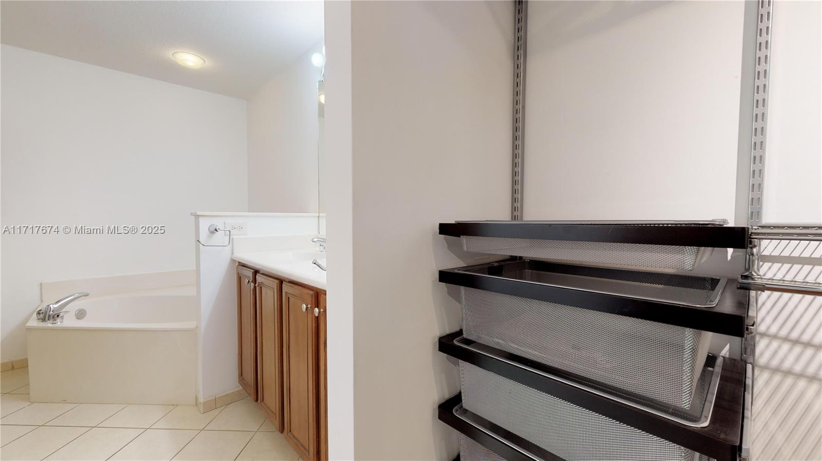 9021 SW 94 Street #604, Miami, Florida image 25