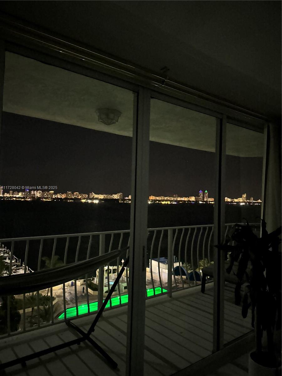 7601 E Treasure Dr #1210, North Bay Village, Florida image 41