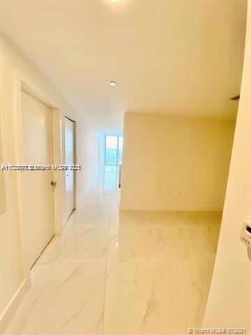 16385 Biscayne Blvd #702, North Miami Beach, Florida image 2