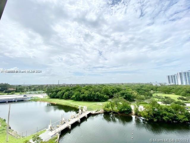 16385 Biscayne Blvd #702, North Miami Beach, Florida image 20