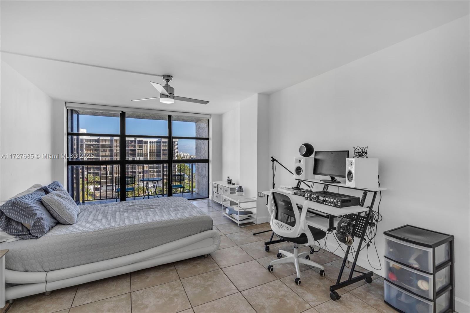 400 Leslie Dr #817, Hallandale Beach, Florida image 19