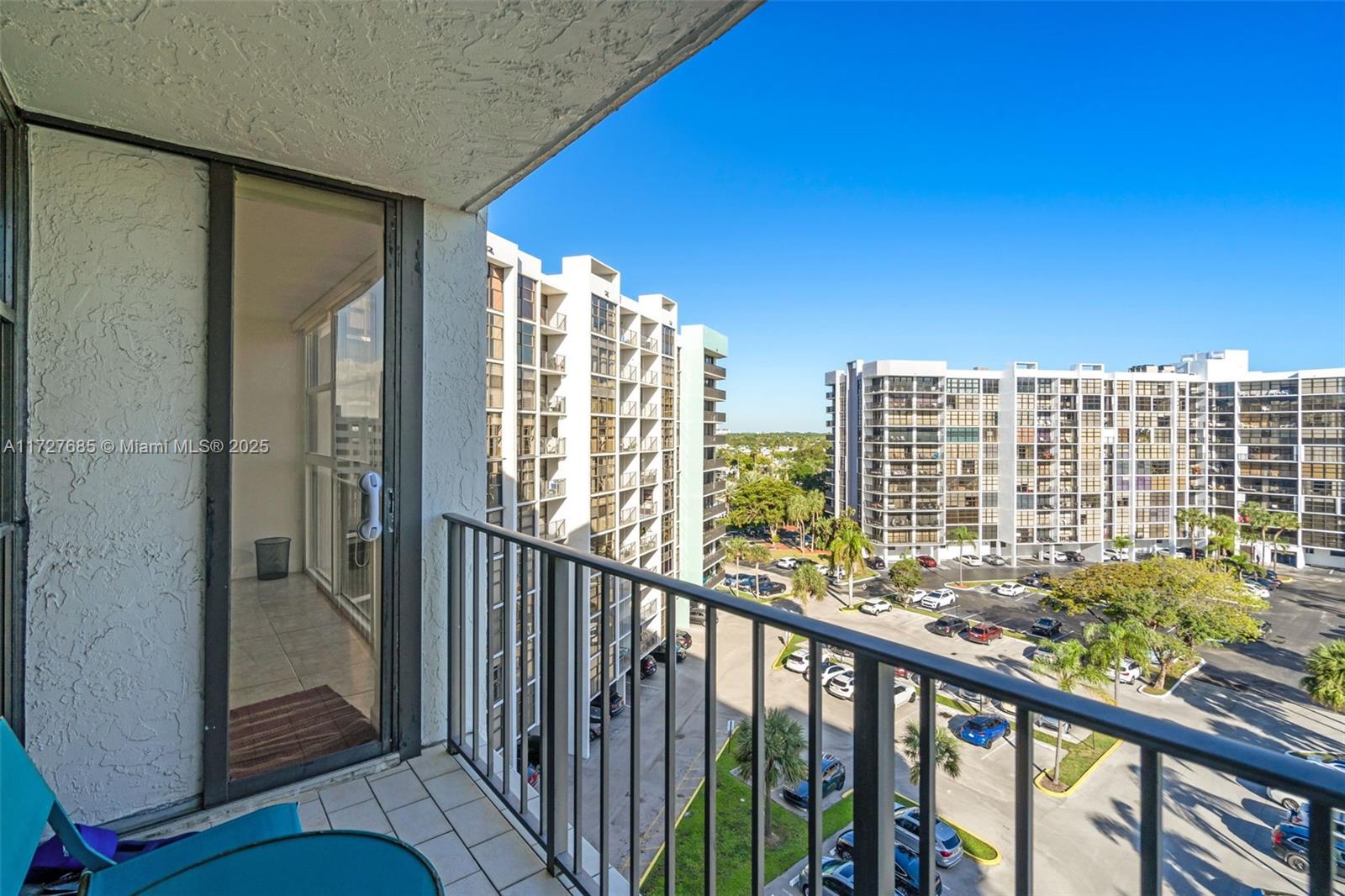 400 Leslie Dr #817, Hallandale Beach, Florida image 26