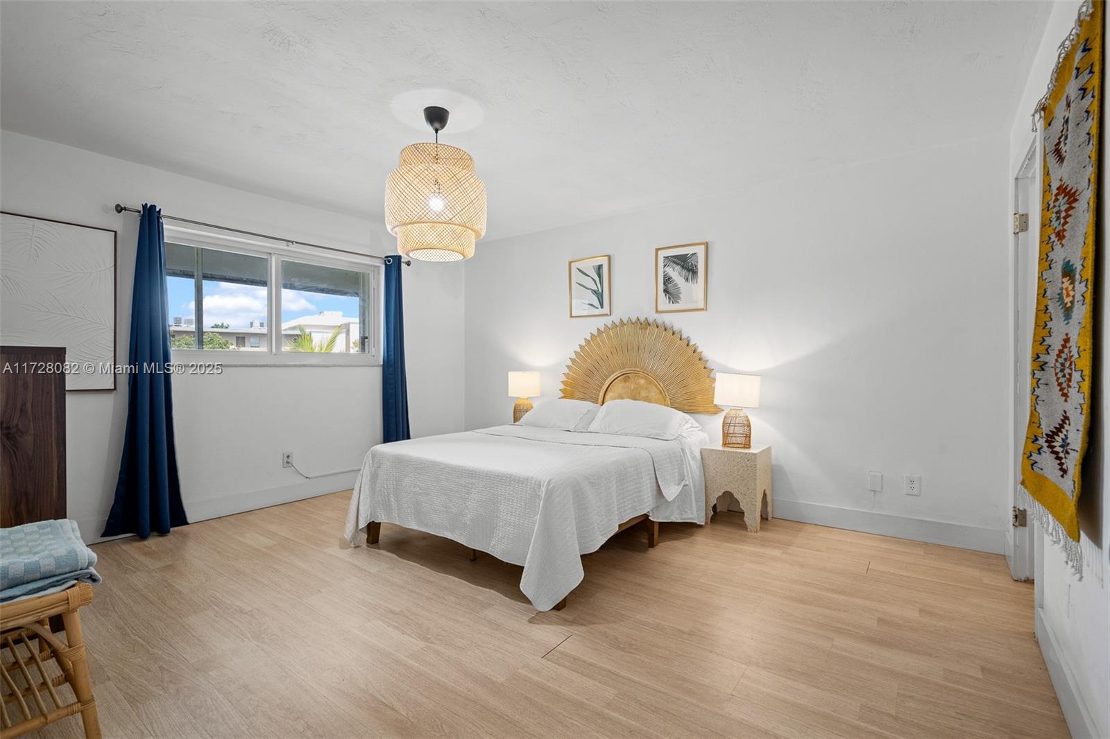 Listing Photo 14