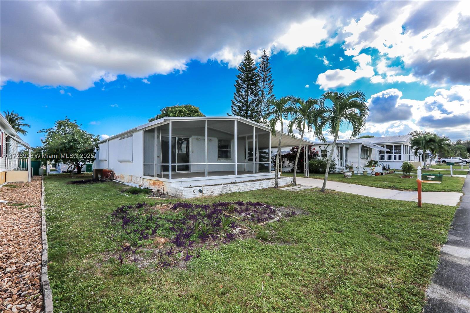 2308 SW 84th Ave, Davie, Florida image 32