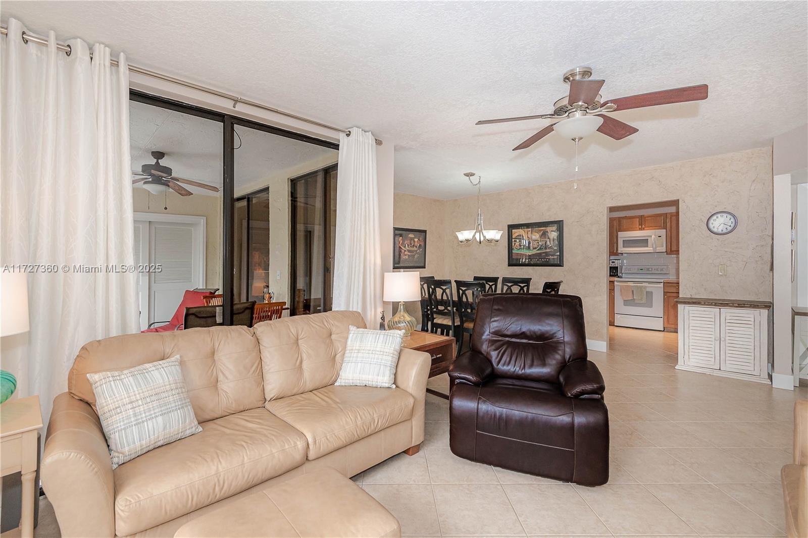 2871 S Carambola Cir S #2062, Coconut Creek, Florida image 11