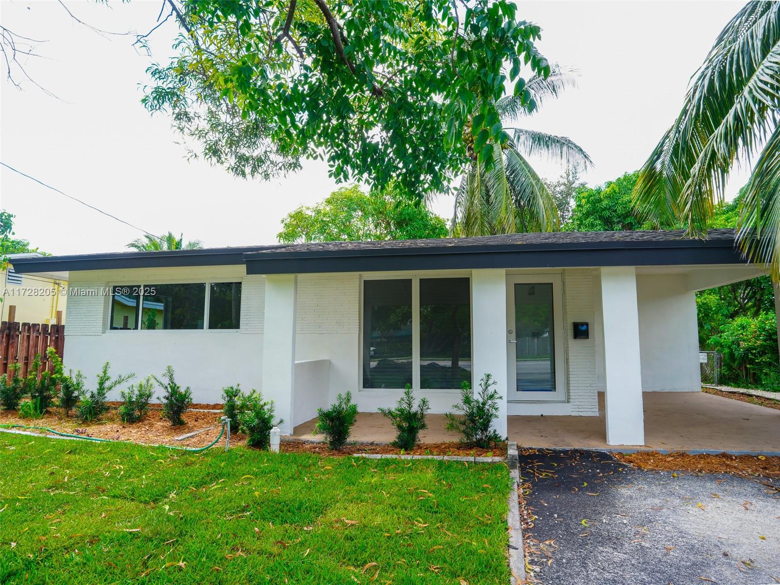 204 NE 10th St, Pompano Beach, Florida image 19