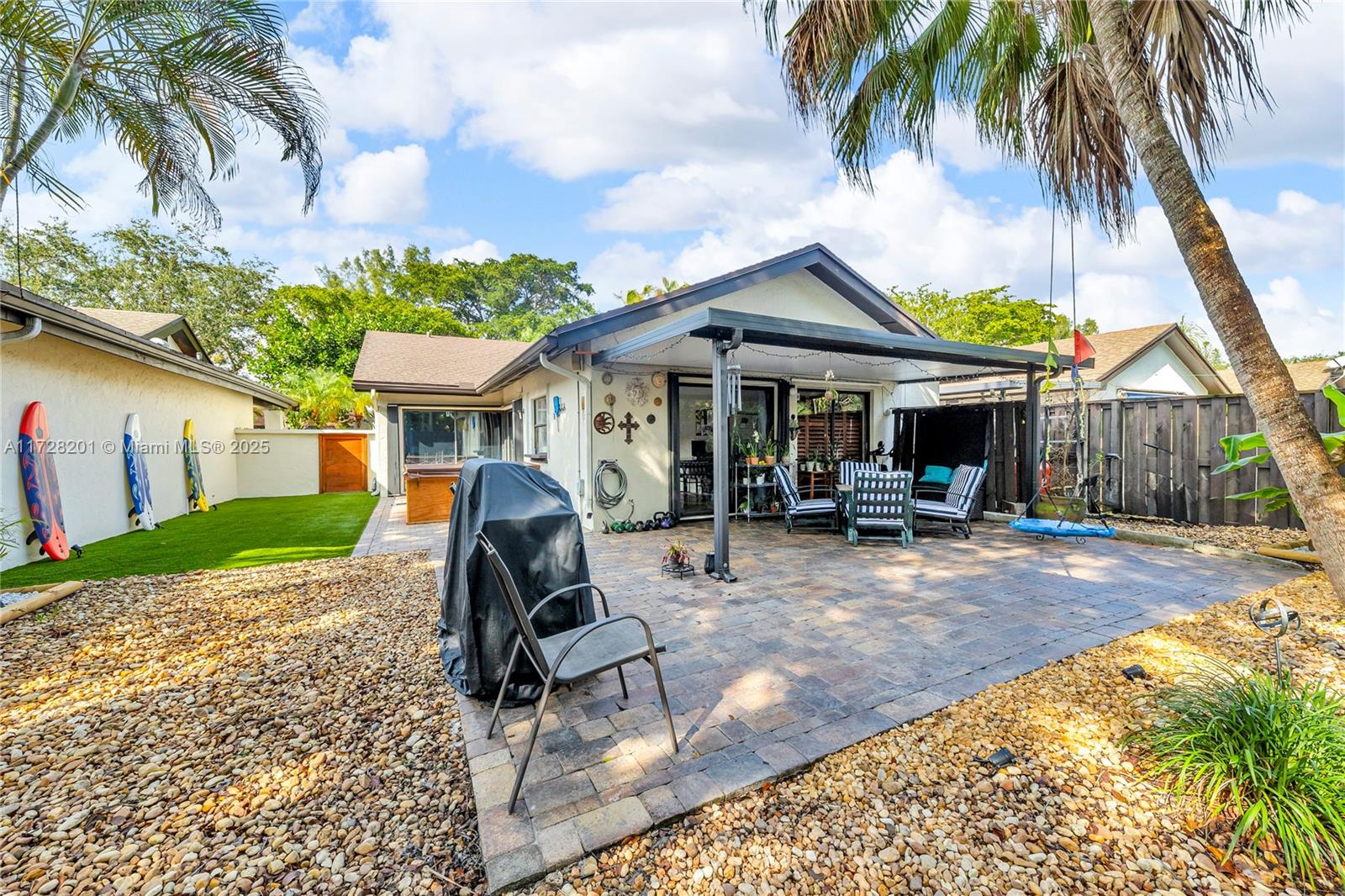 1501 W Sandpiper Cir, Pembroke Pines, Florida image 39