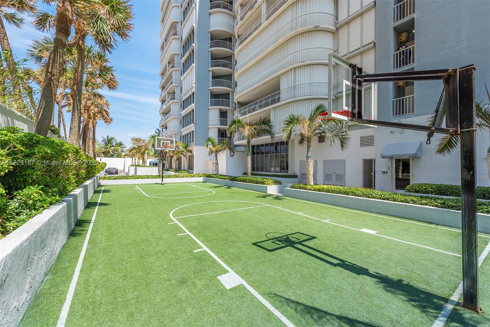 10155 Collins Ave #1002 + CABANA #2, Bal Harbour FL 33154