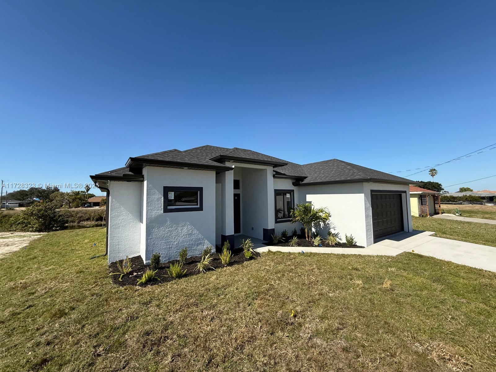 1320 Ne 14th  Ave, Cape Coral, Florida image 3