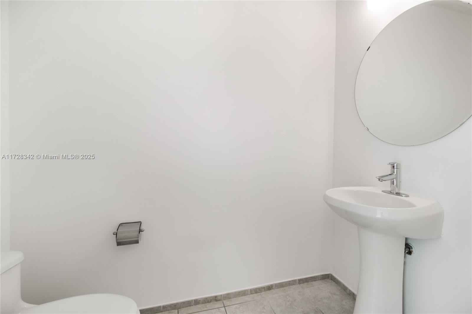 60 SW 13 ST #2208, Miami FL 33130