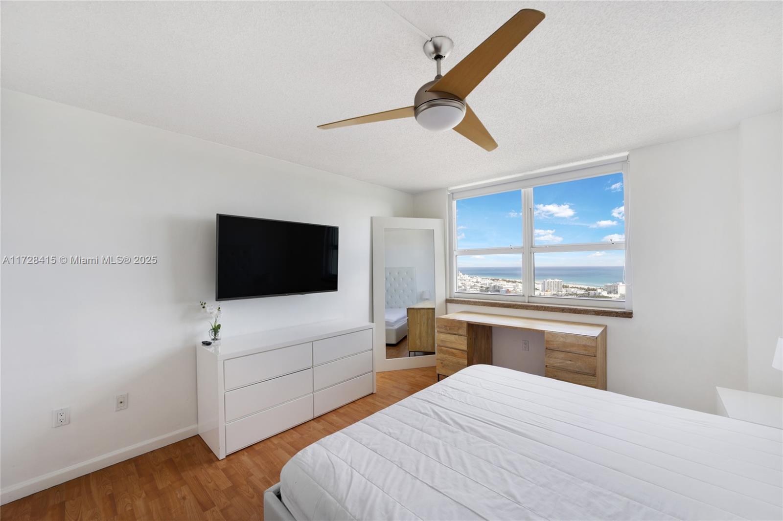 90 Alton Rd #2909, Miami Beach FL 33139
