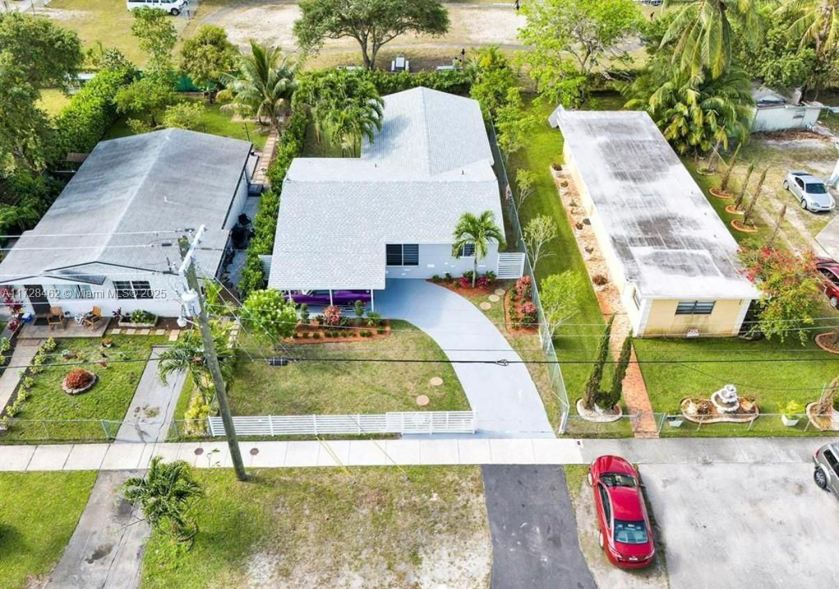 4220 SW 21st St, West Park, Florida image 6