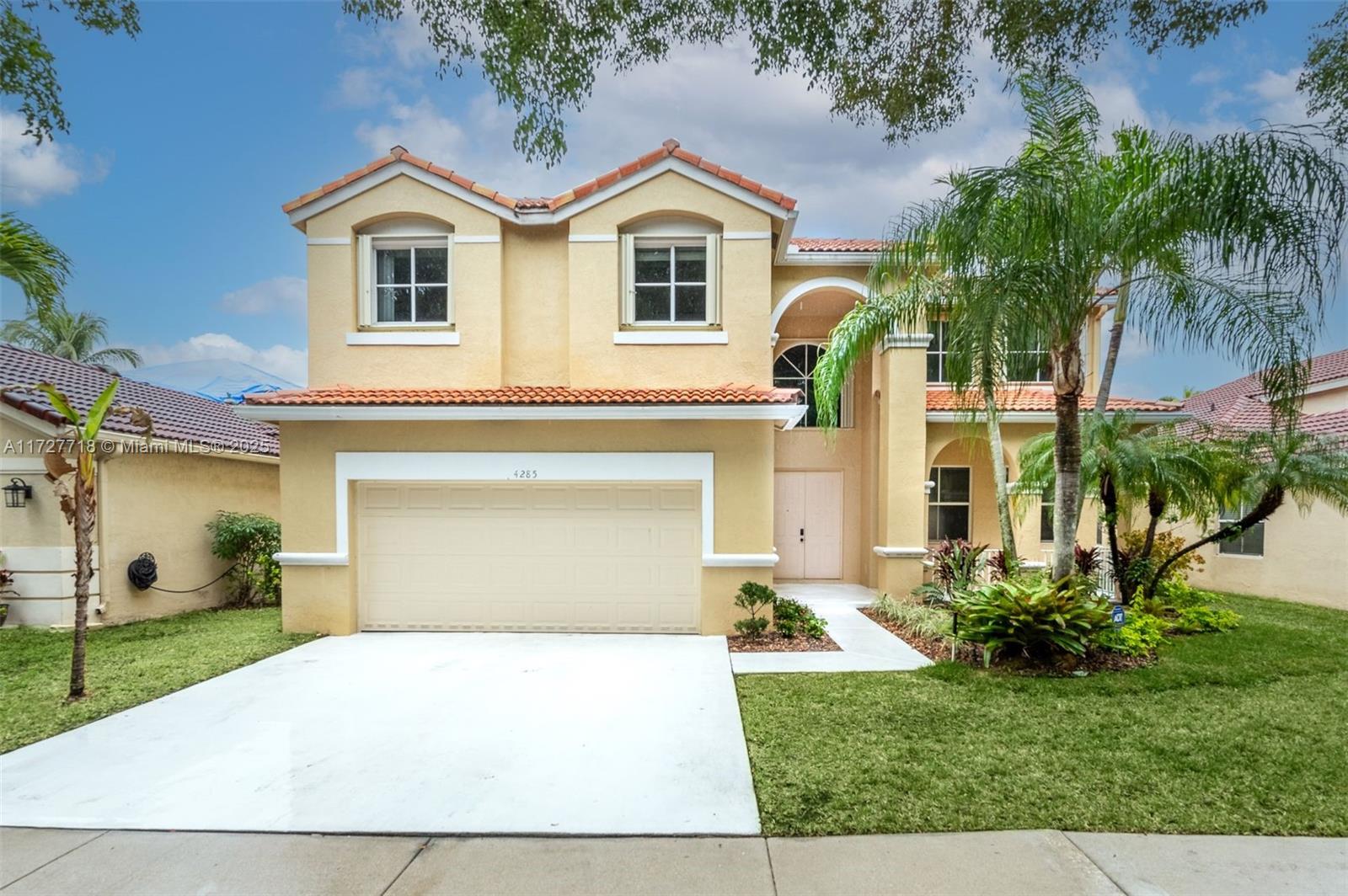 4285 Fox Ridge Dr, Weston, Florida image 2