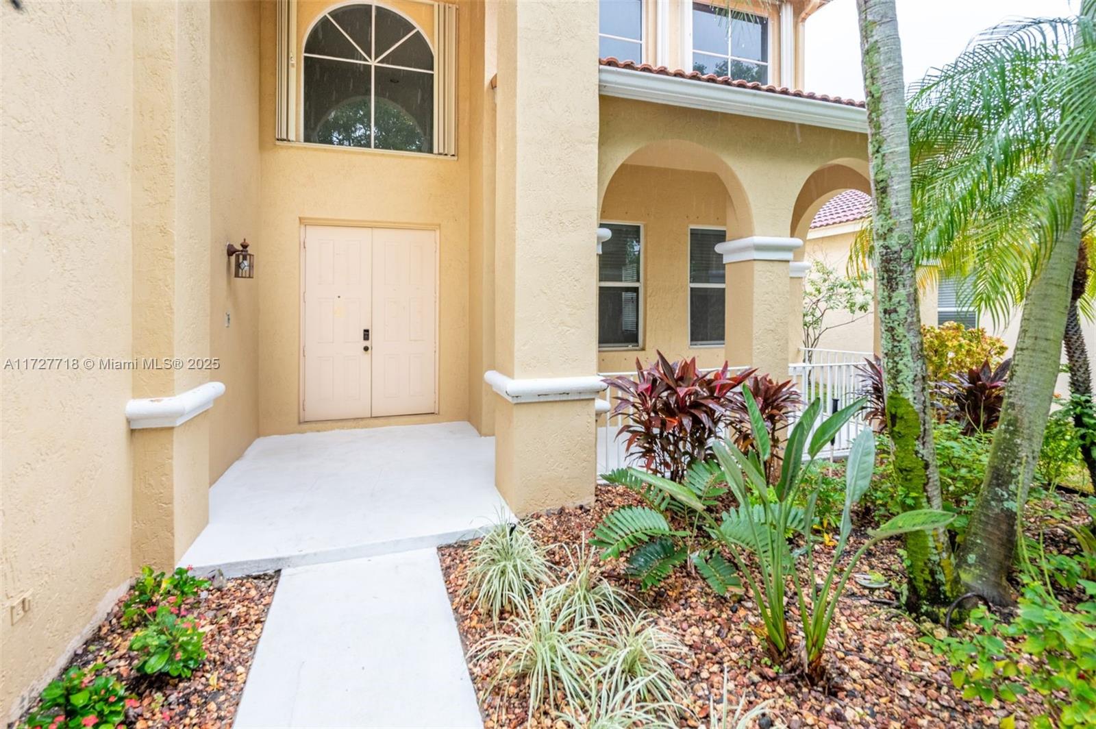 4285 Fox Ridge Dr, Weston, Florida image 3