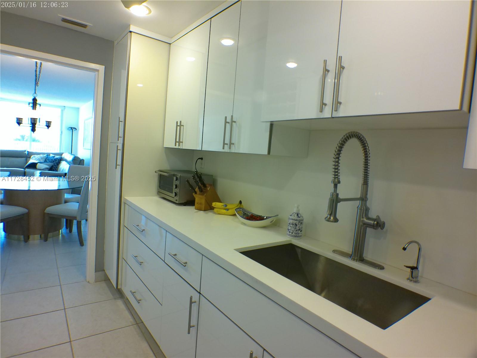 5401 Collins Ave #130, Miami Beach, Florida image 11