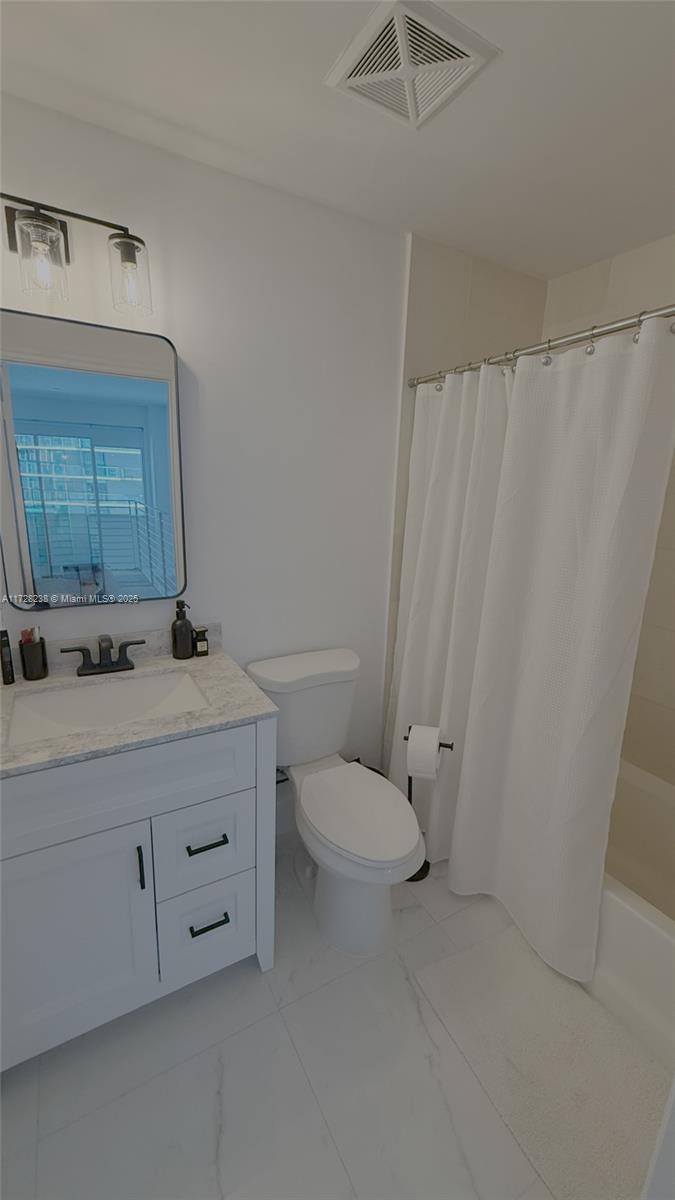 60 SW 13th St #1622, Miami FL 33130
