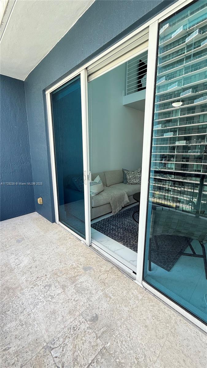 60 SW 13th St #1622, Miami FL 33130