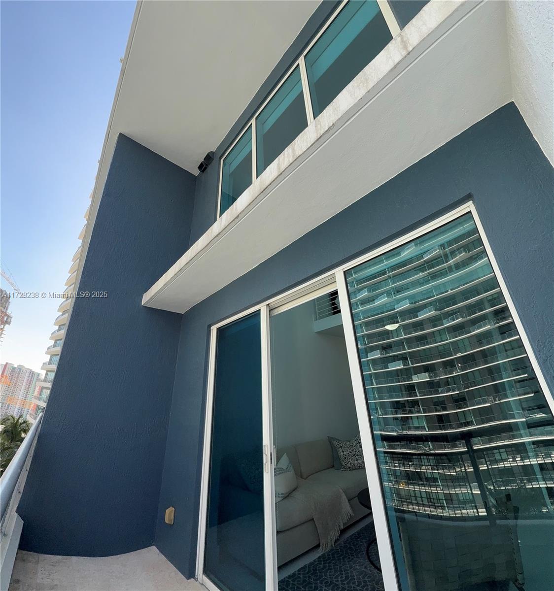 60 SW 13th St #1622, Miami FL 33130