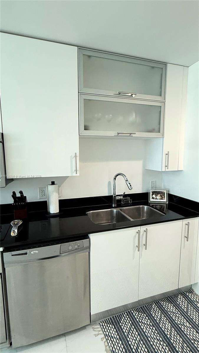 60 SW 13th St #1622, Miami FL 33130