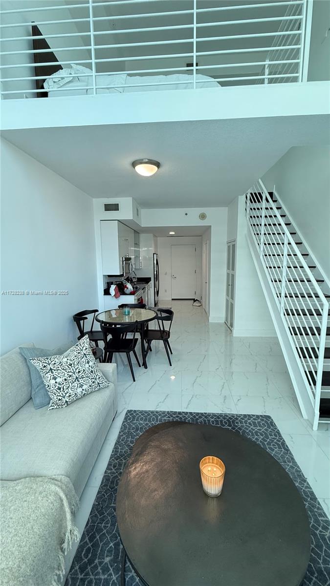 60 SW 13th St #1622, Miami FL 33130