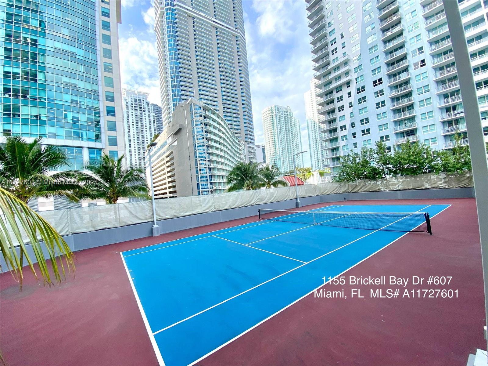 1155 Brickell Bay Dr #607, Miami FL 33131