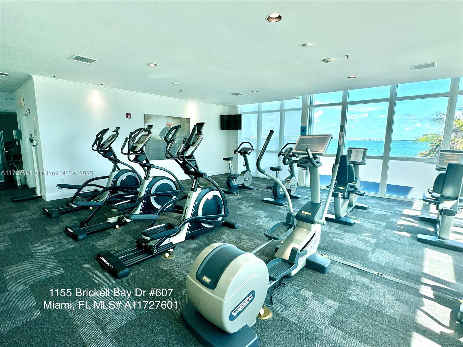 1155 Brickell Bay Dr #607, Miami FL 33131