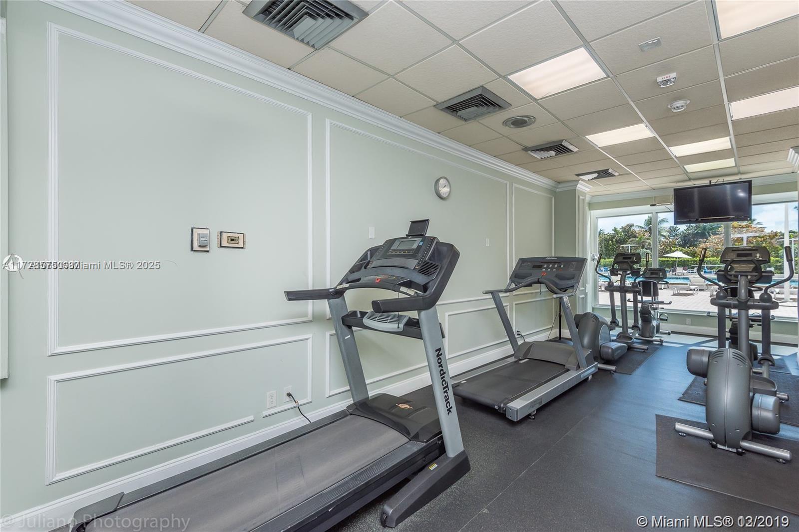 3180 S Ocean Dr #PH1704, Hallandale Beach, Florida image 38