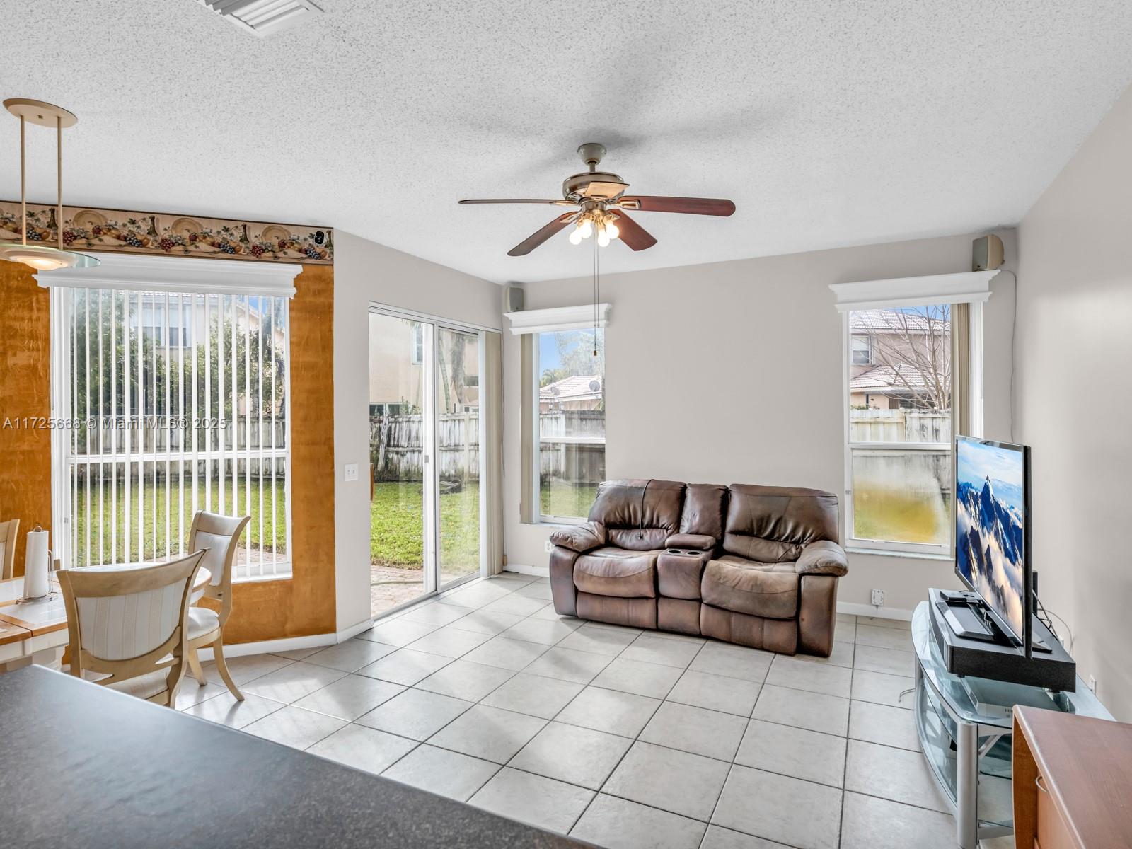 2490 SW 163rd Ter, Miramar, Florida image 17