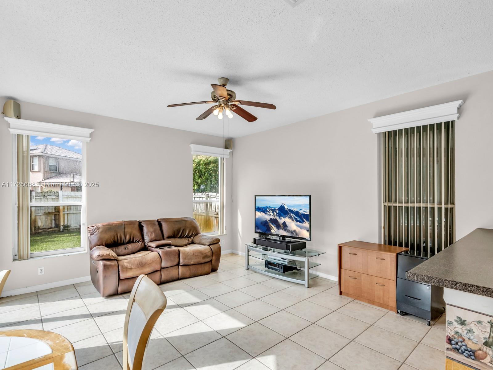 2490 SW 163rd Ter, Miramar, Florida image 18