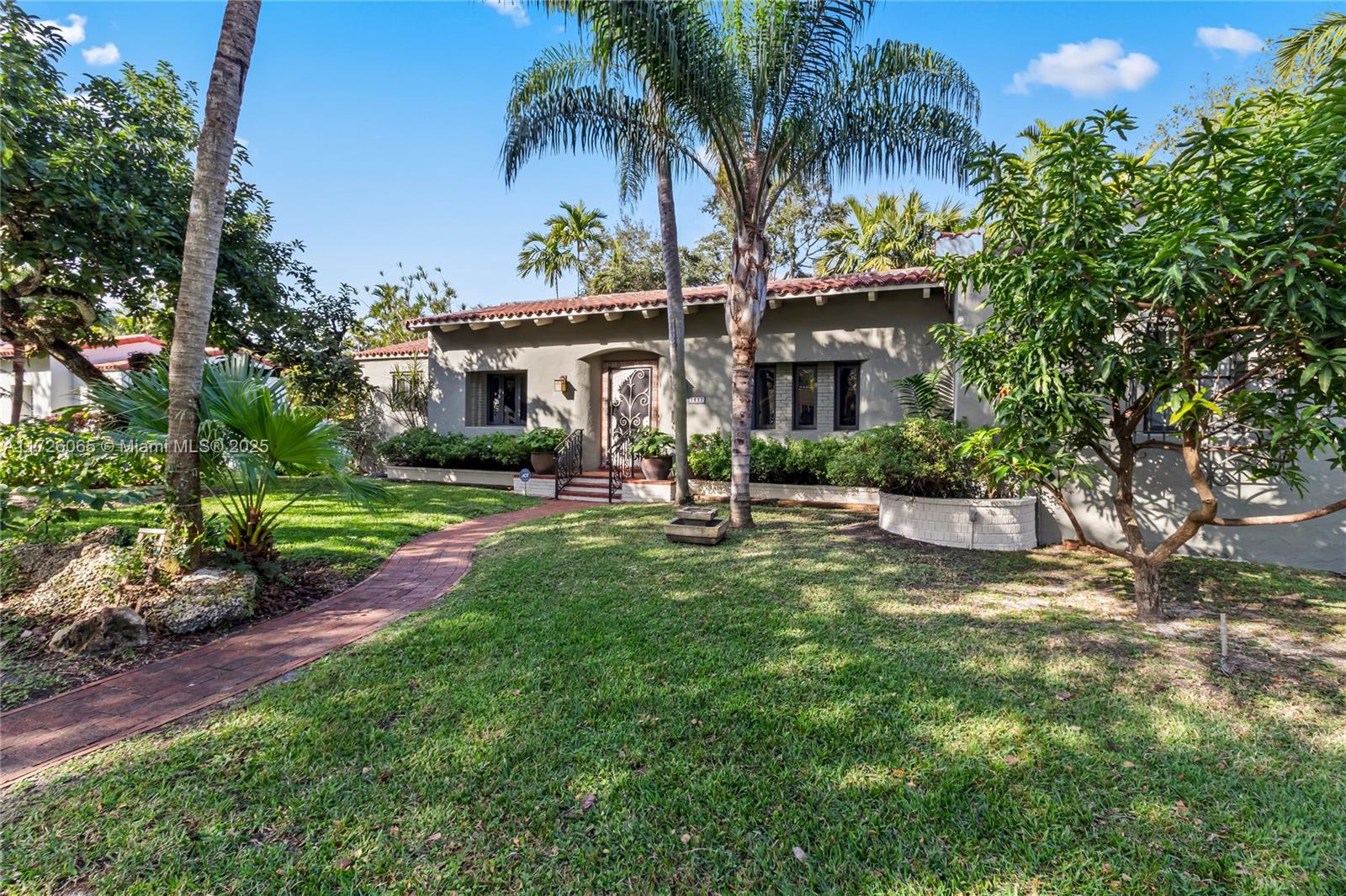 1417 Medina Ave, Coral Gables, Florida image 45