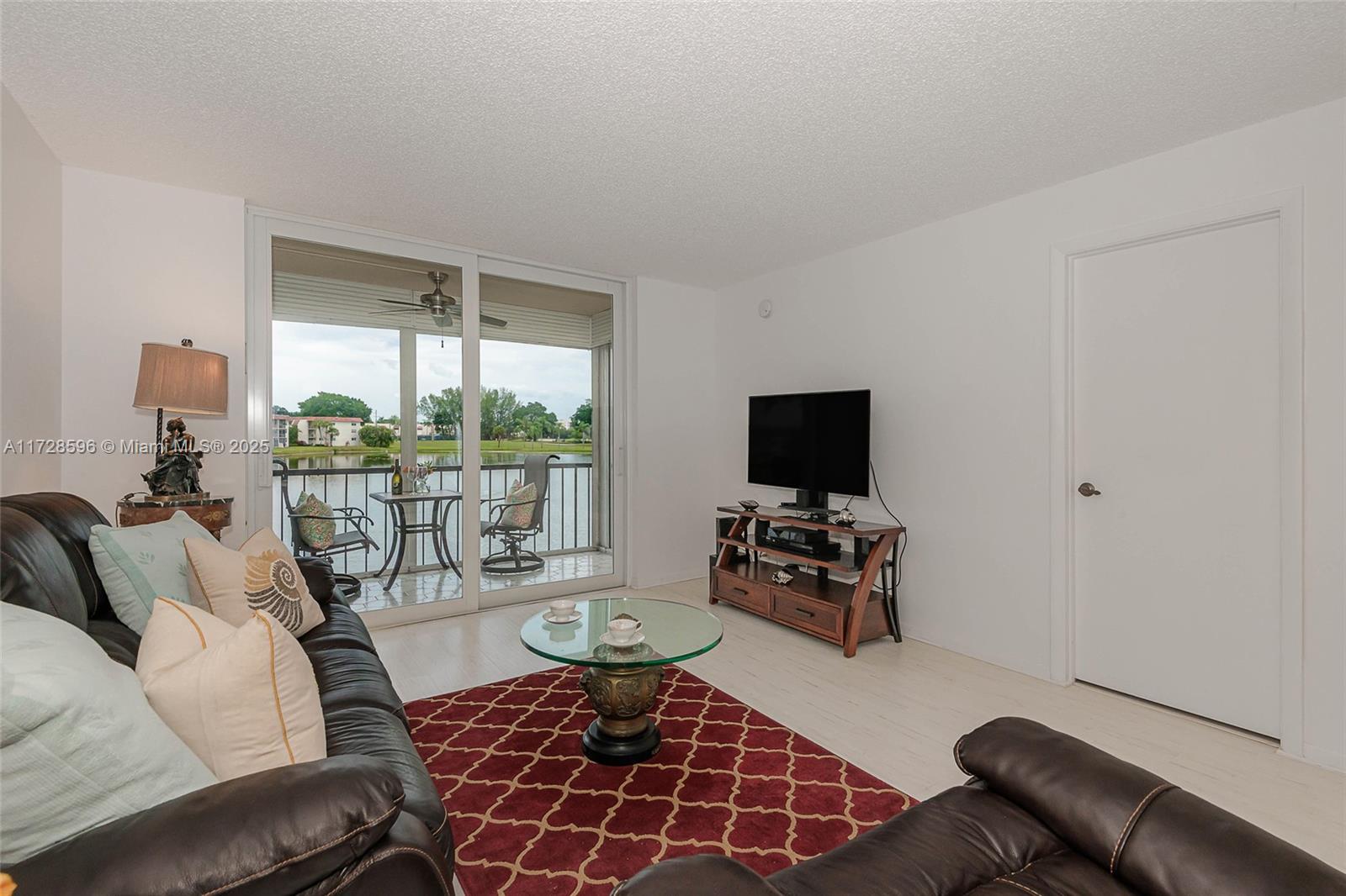 9423 S Hollybrook Lake Dr #209, Pembroke Pines, Florida image 23