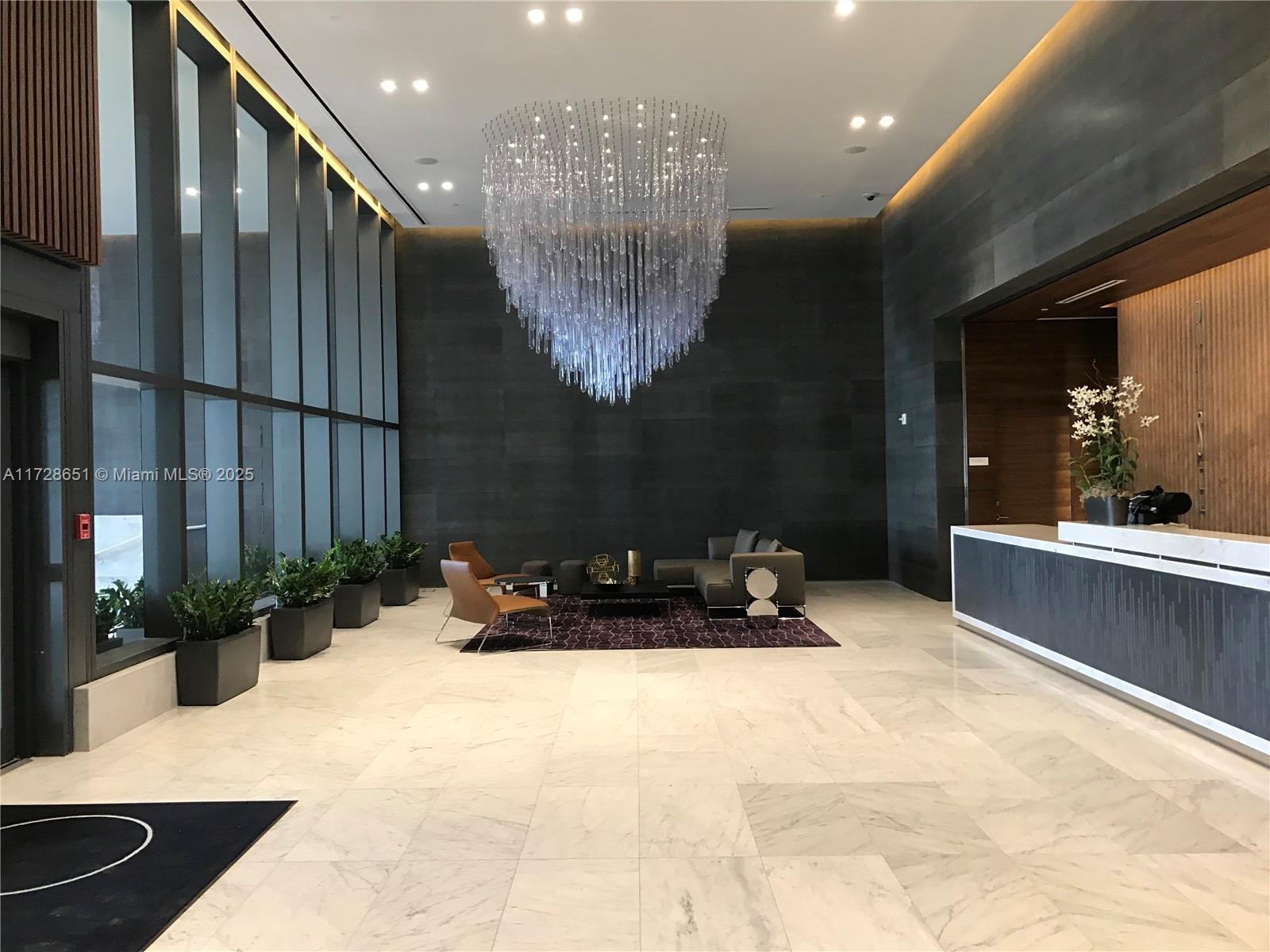 88 SW 7 Street #1406, Miami FL 33130