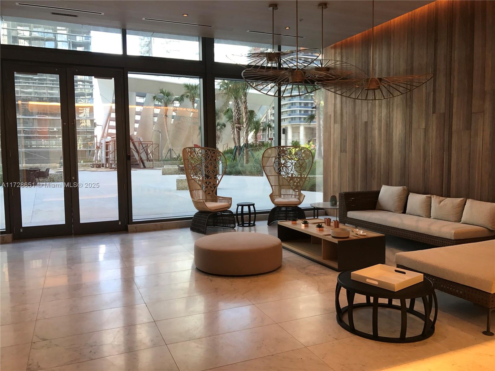 88 SW 7 Street #1406, Miami FL 33130