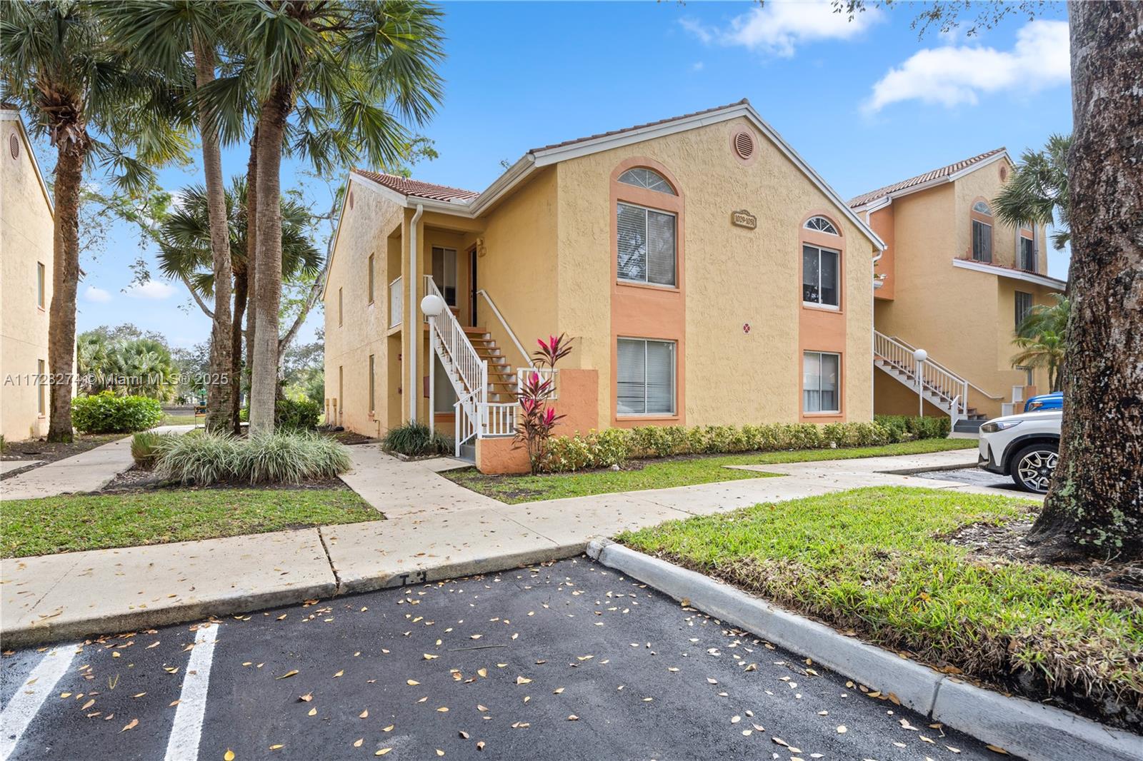 1031 Coral Club Dr #1031, Coral Springs, Florida image 2