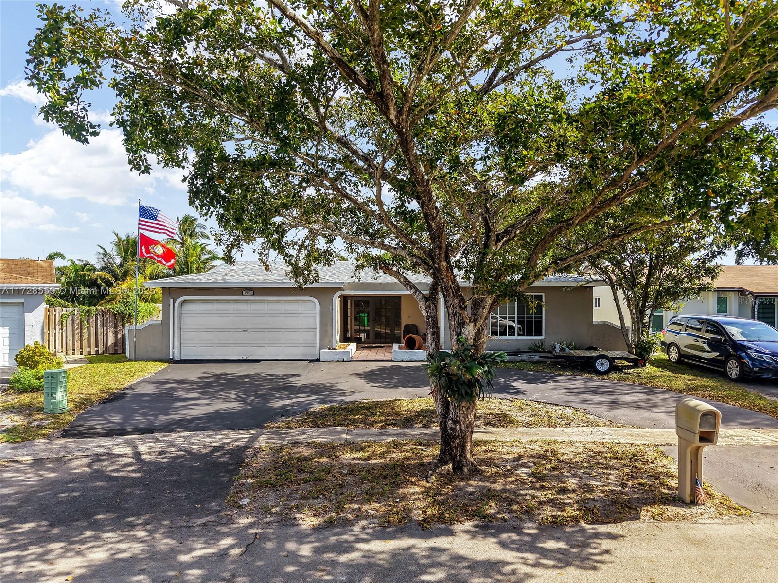 2440 NW 94th Way, Sunrise, Florida image 38