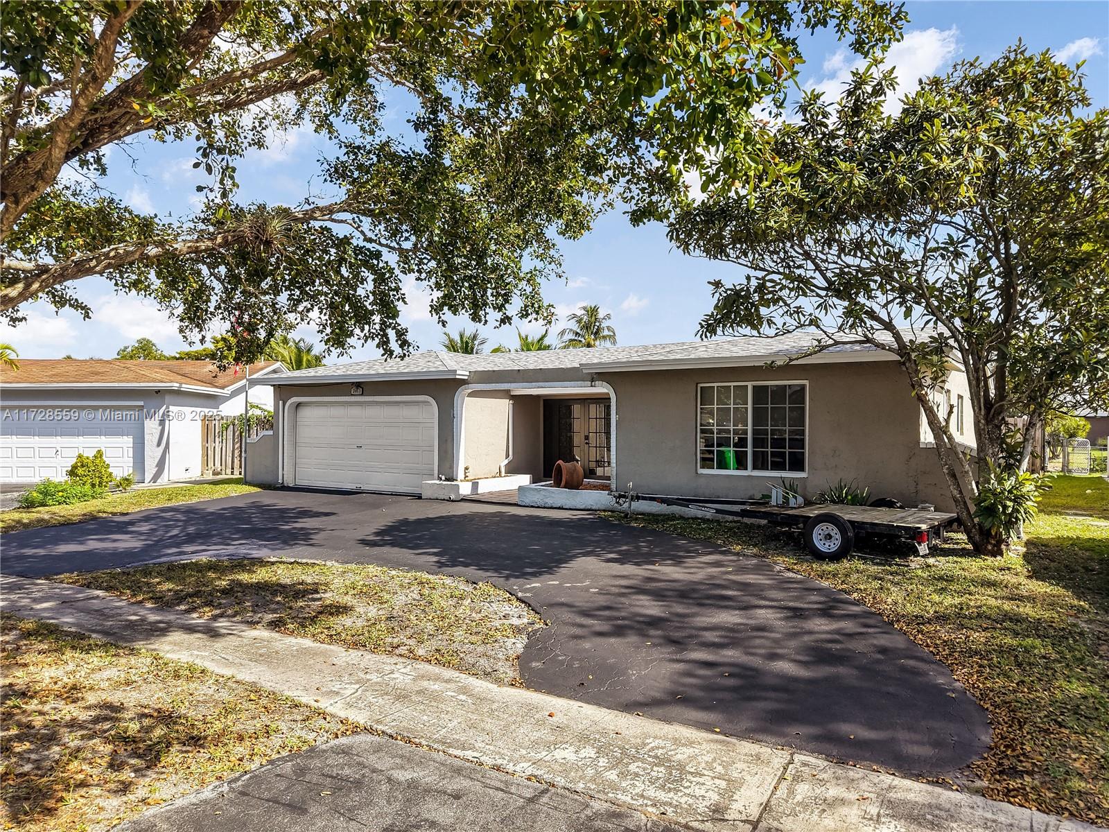 2440 NW 94th Way, Sunrise, Florida image 39