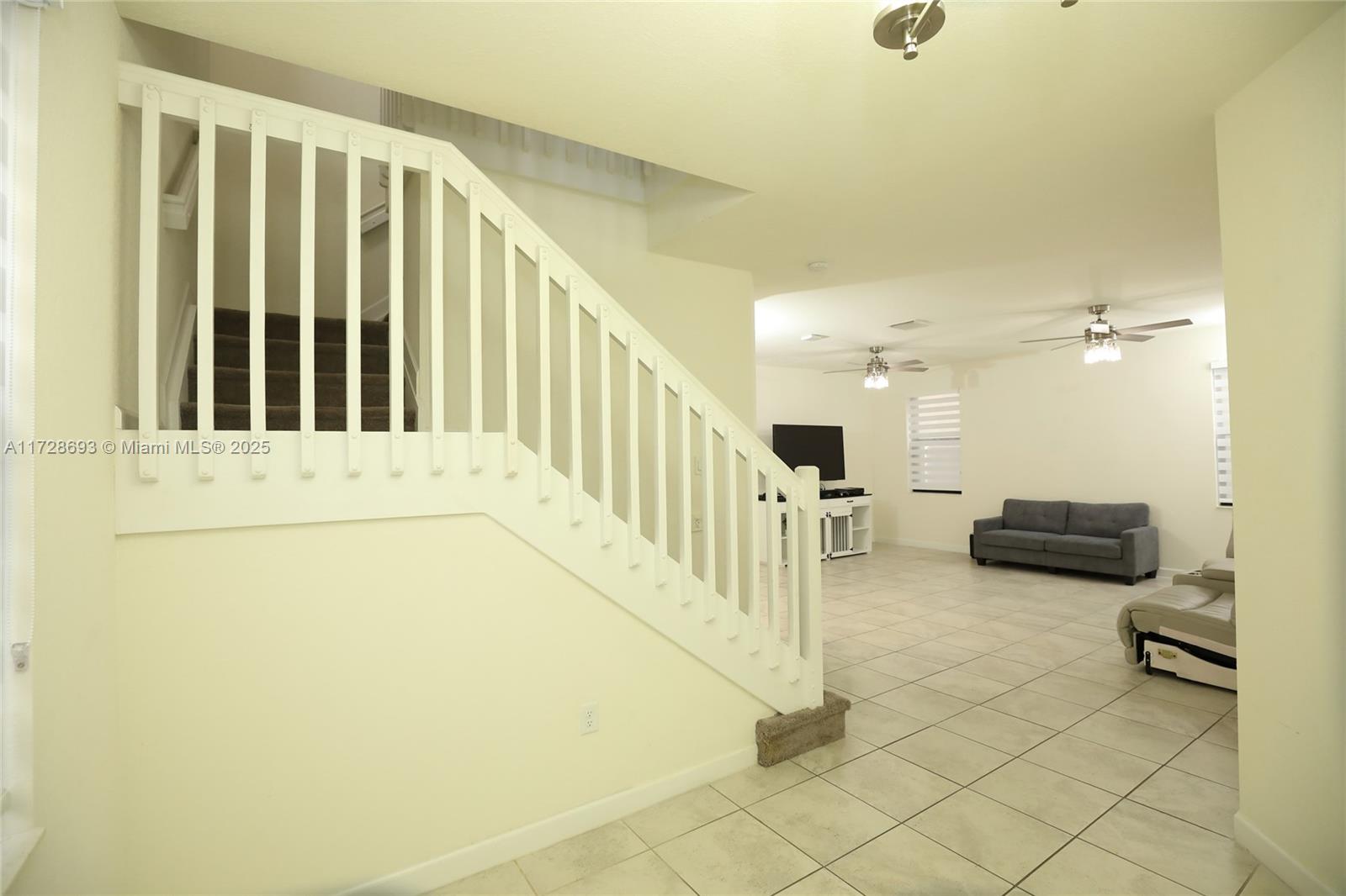 3531 W 104th Ter, Hialeah, Florida image 3