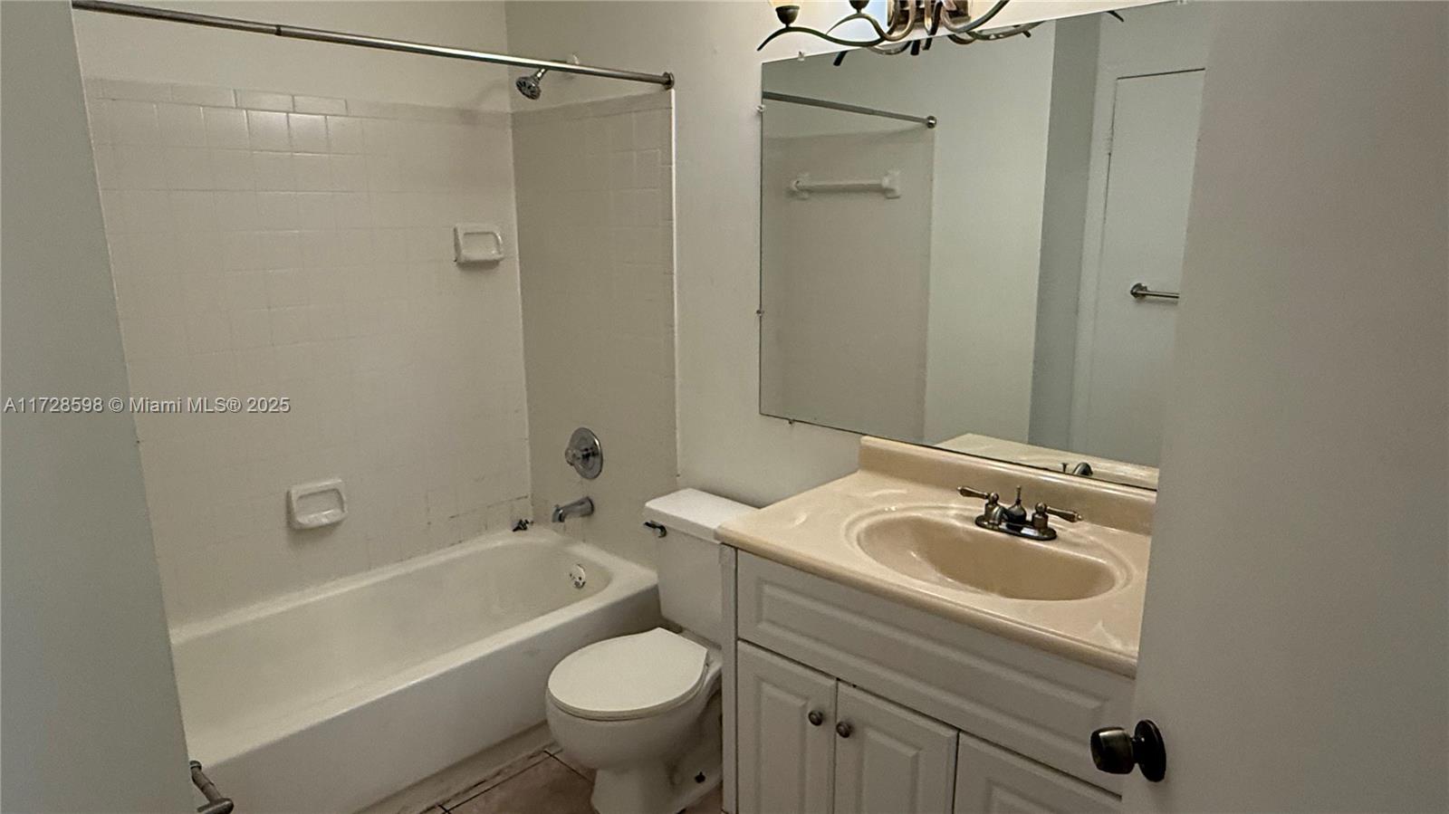 906 Coral Club Dr #906, Coral Springs, Florida image 37