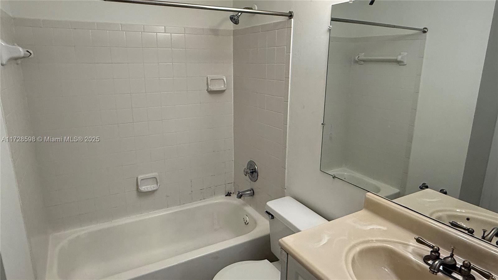 906 Coral Club Dr #906, Coral Springs, Florida image 38