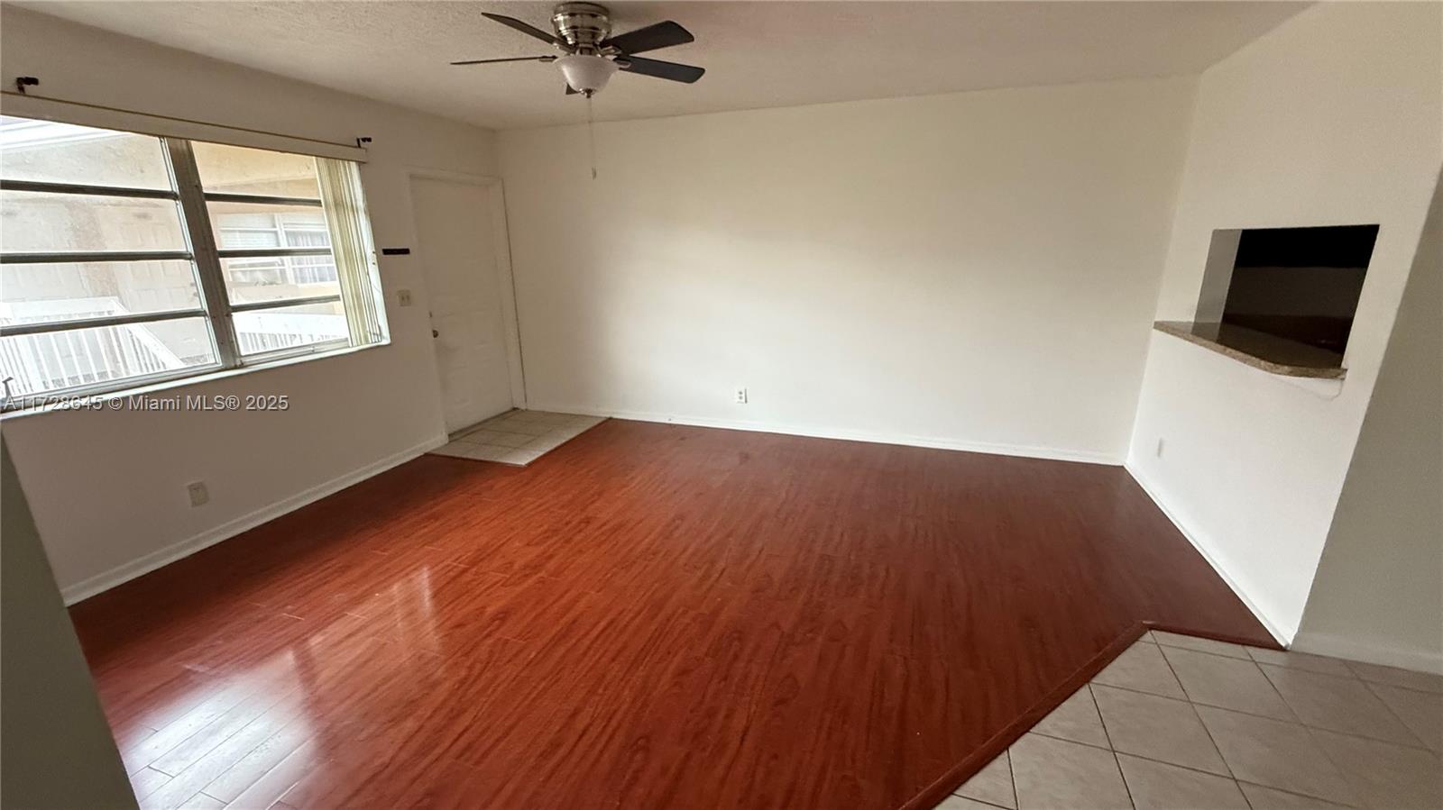 1032 Twin Lakes Dr #21-G, Coral Springs, Florida image 29