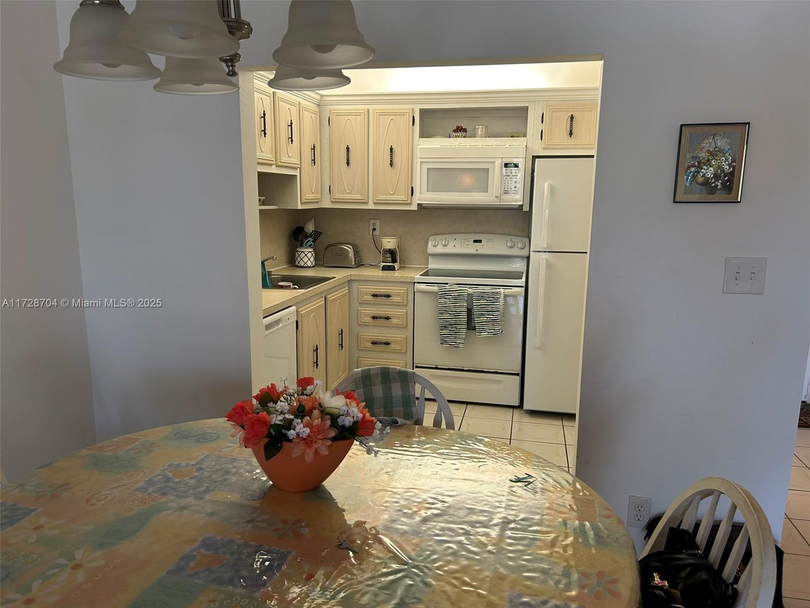 5620 SW 3rd Pl #204, Margate, Florida image 12