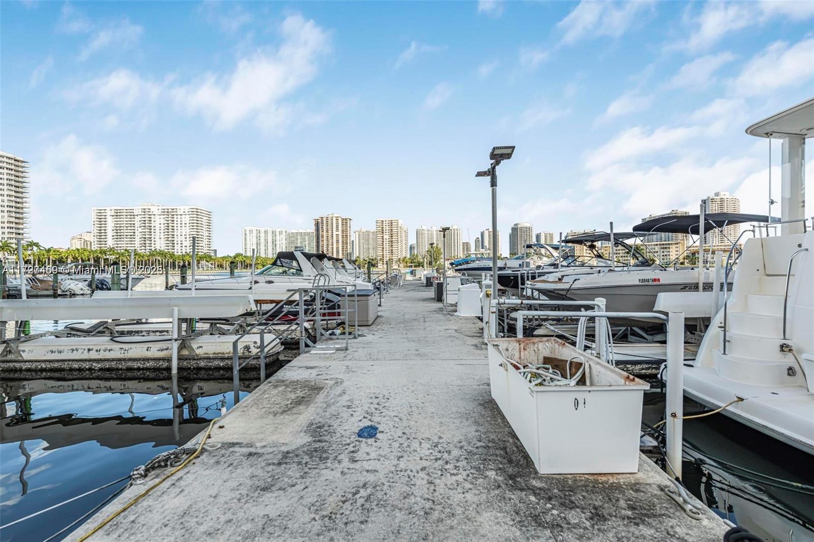 18021 Biscayne Blvd D-5 Deeded Boat Slip, Aventura, Florida image 3