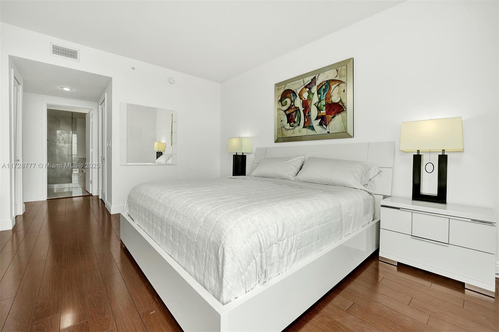 218 SE 14th St #1503, Miami FL 33131